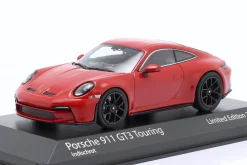 Porsche 911 (992) GT3 Touring 2021 indisch rot / schwarze Felgen 1:43 Minichamps