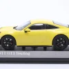 Porsche 911 (992) GT3 Touring 2021 racing gelb / schwarze Felgen 1:43 Minichamps