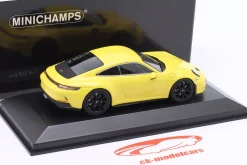 Porsche 911 (992) GT3 Touring 2021 racing gelb / schwarze Felgen 1:43 Minichamps