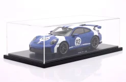 Porsche 911 (992.2) GT3 Velocity Design #92 blau / weiß 1:18 Spark