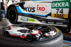 Porsche 919 Hybrid #2 Sieger 24h LeMans 2017 Bernhard, Hartley, Bamber 1:18 Ixo