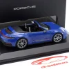 Porsche 911 (992 II) Carrera T Cabriolet Baujahr 2024 luganoblau 1:43 Minichamps