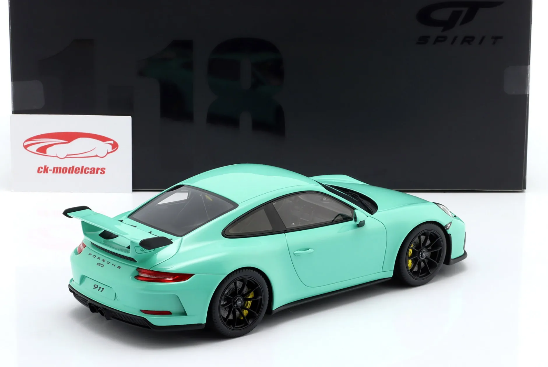 Porsche 911 (991 II) GT3 Baujahr 2018 mintgrün 1:18 GT-Spirit