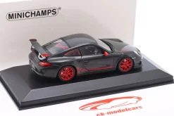Porsche 911 (997.II) GT3 RS 3.8 Baujahr 2009 grau mit rotem Dekor 1:43 Minichamps