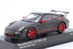 Porsche 911 (997.II) GT3 RS 3.8 Baujahr 2009 grau mit rotem Dekor 1:43 Minichamps