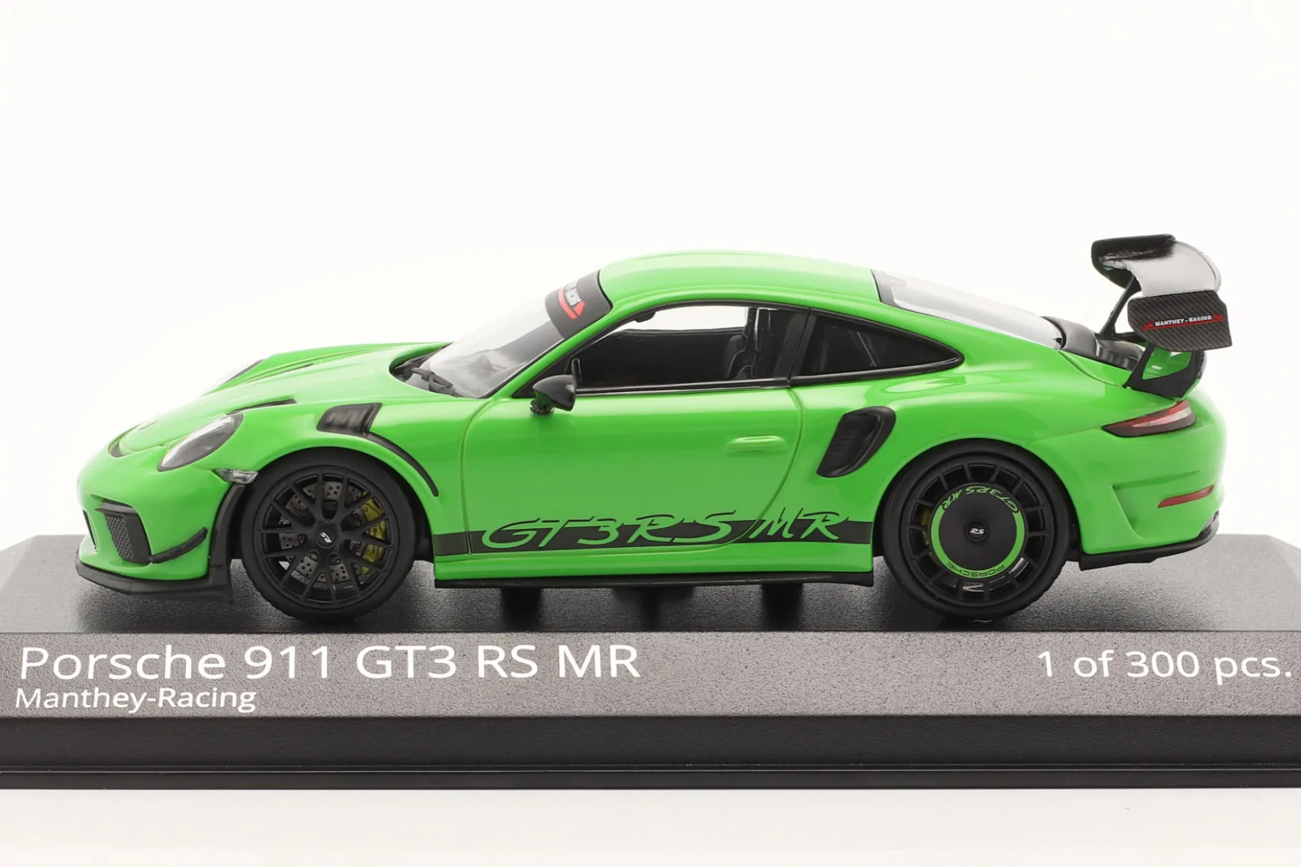 Porsche 911 (991 II) GT3 RS MR Manthey Racing grün 1:43 Minichamps