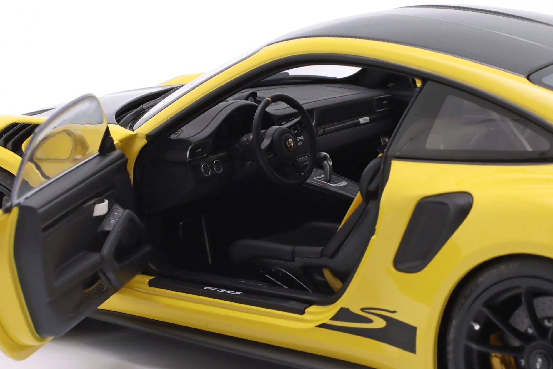 Porsche 911 (991 II) GT3 RS Weissach-Paket 2017 racing gelb 1:18 AUTOart
