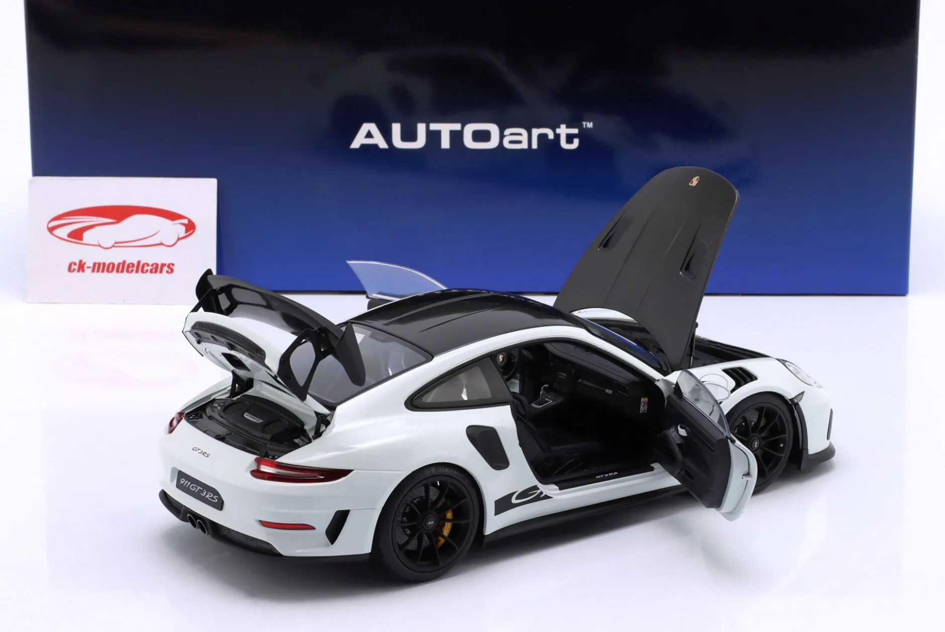 Porsche 911 (991 II) GT3 RS Weissach-Paket 2017 weiß 1:18 AUTOart
