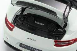 Porsche 911 (991 II) GT3 RS Weissach-Paket 2017 weiß 1:18 AUTOart