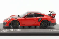 Porsche 911 (991 II) GT2 RS Weissach-Paket 2018 indischrot / schwarze Felgen 1:43 Minichamps