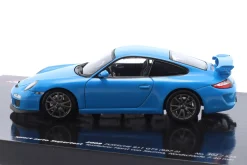 Porsche 911 (997 II) GT3 Test Nürburgring 2009 blau 1:43 Minichamps