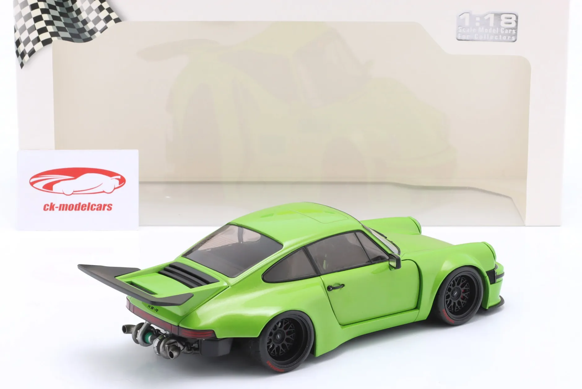 Porsche 911 KS-R Baujahr 2022 grün 1:18 Solido