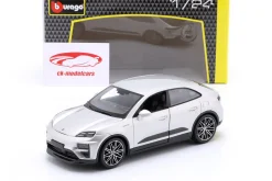 Porsche Macan Turbo Electric Baujahr 2024 silber 1:24 Bburago