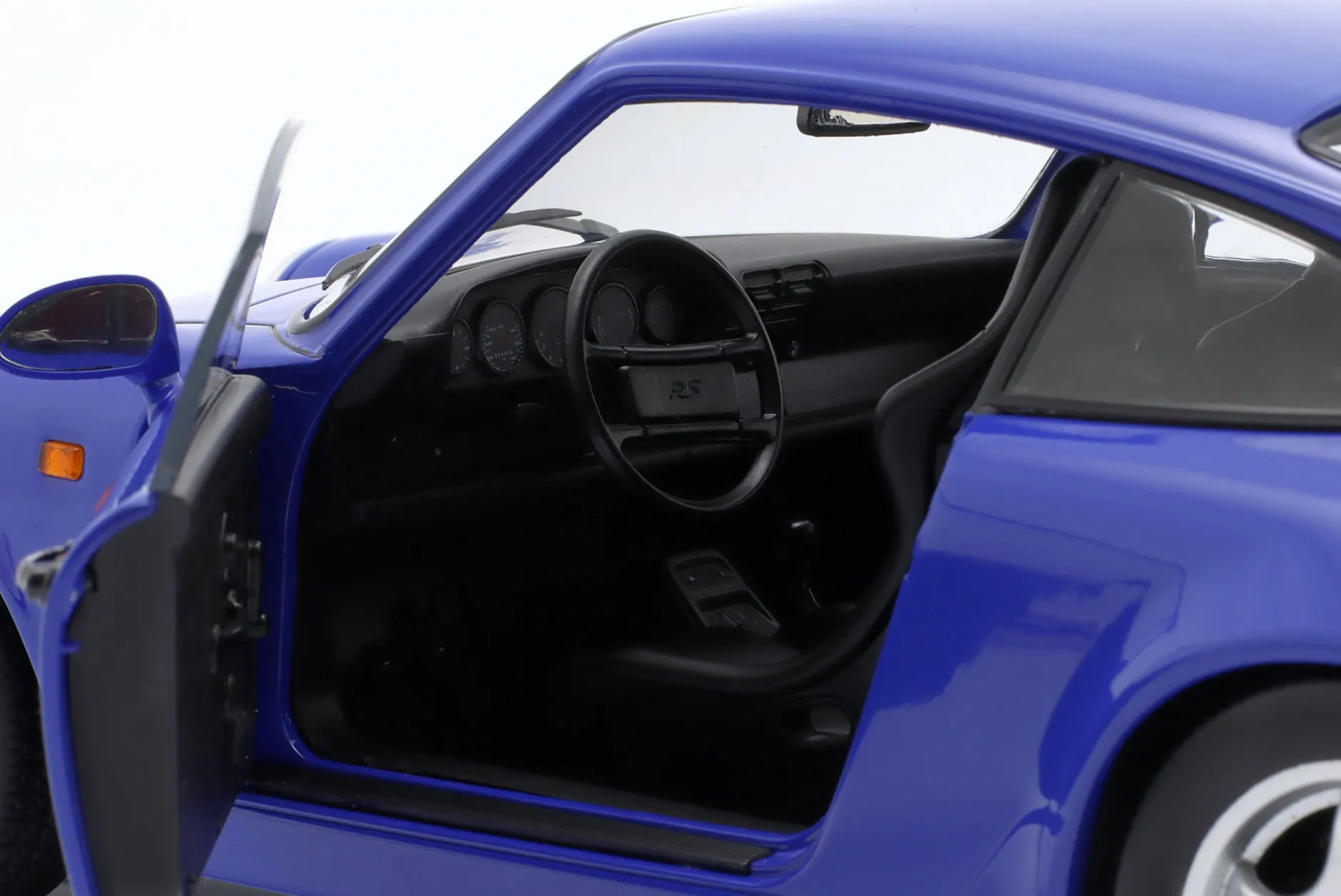 Porsche 911 (964) RS Baujahr 1992 blau / Cup Felgen 1:12 KK-Scale