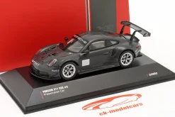 Porsche 911 RSR Pre-Season Presentation Car 2017-2018 1:43 Ixo