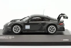 Porsche 911 RSR Pre-Season Presentation Car 2017-2018 1:43 Ixo