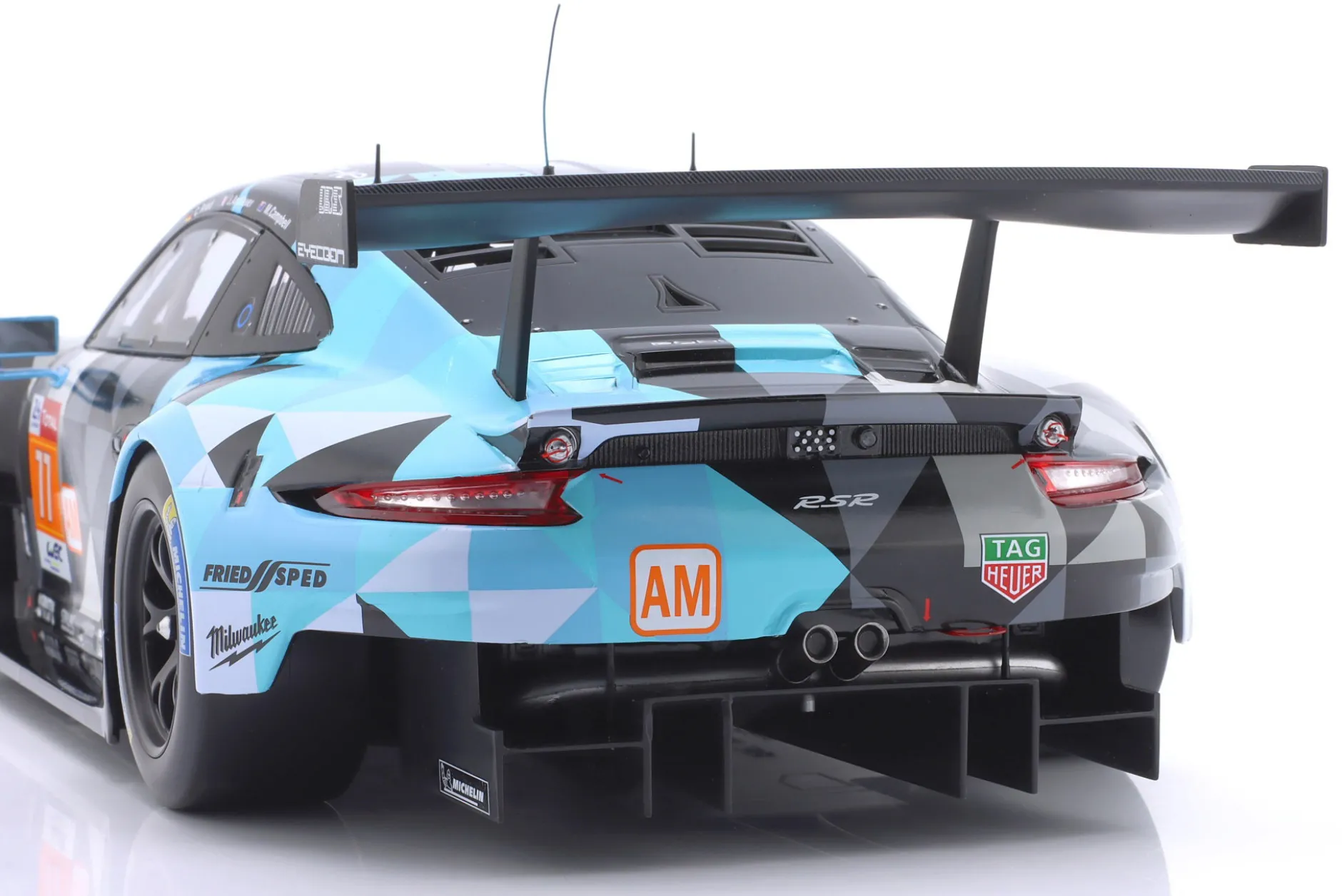 Porsche 911 RSR #77 Sieger LMGTE-Am 24h LeMans 2018 Dempsey-Proton Racing 1:12 Ixo