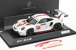 Porsche 911 (992) RSR WEC 2019 Presentation Version 1:43 Spark