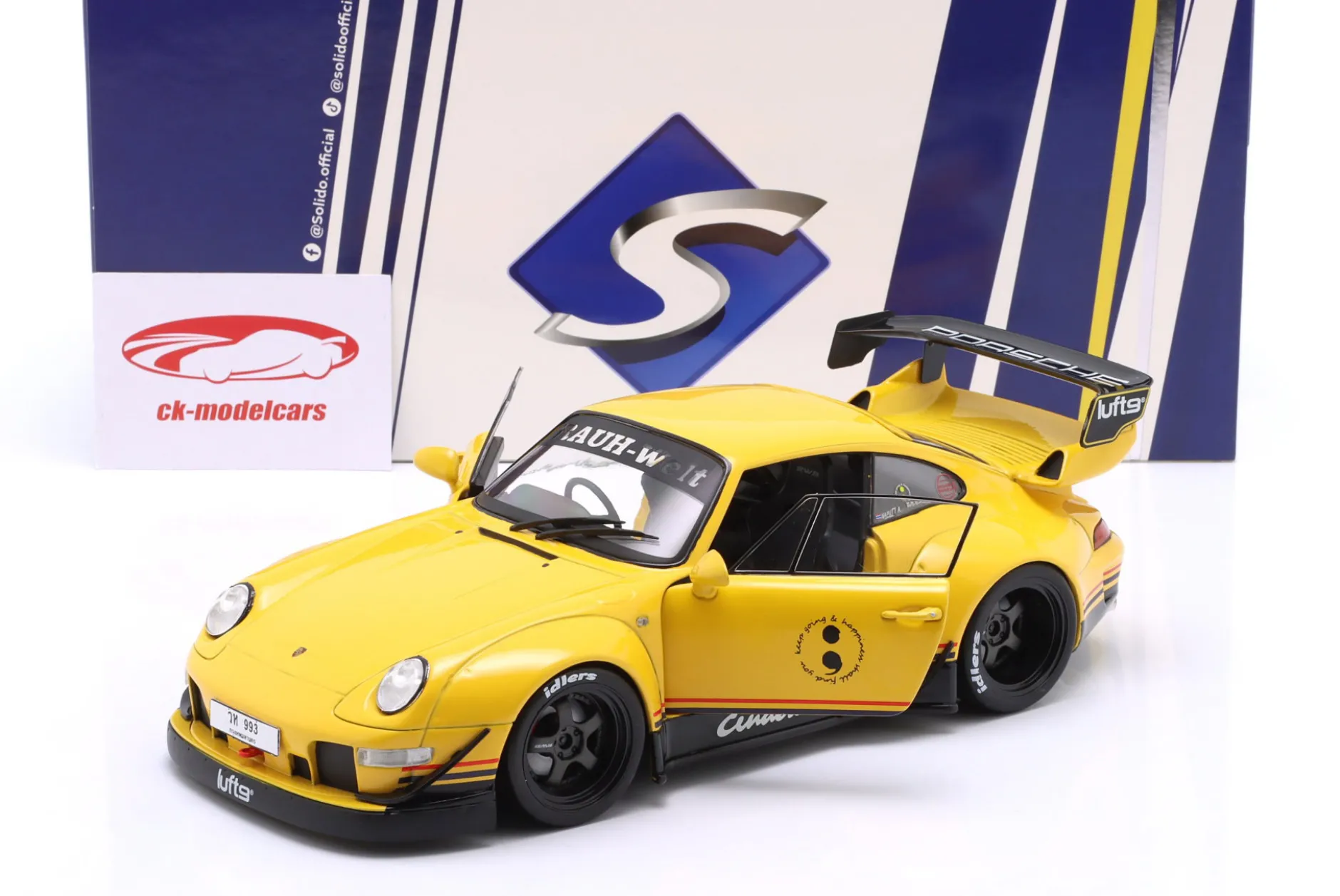 Porsche 911 (993) RWB Rauh-Welt Cinderella 2020 gelb 1:18 Solido