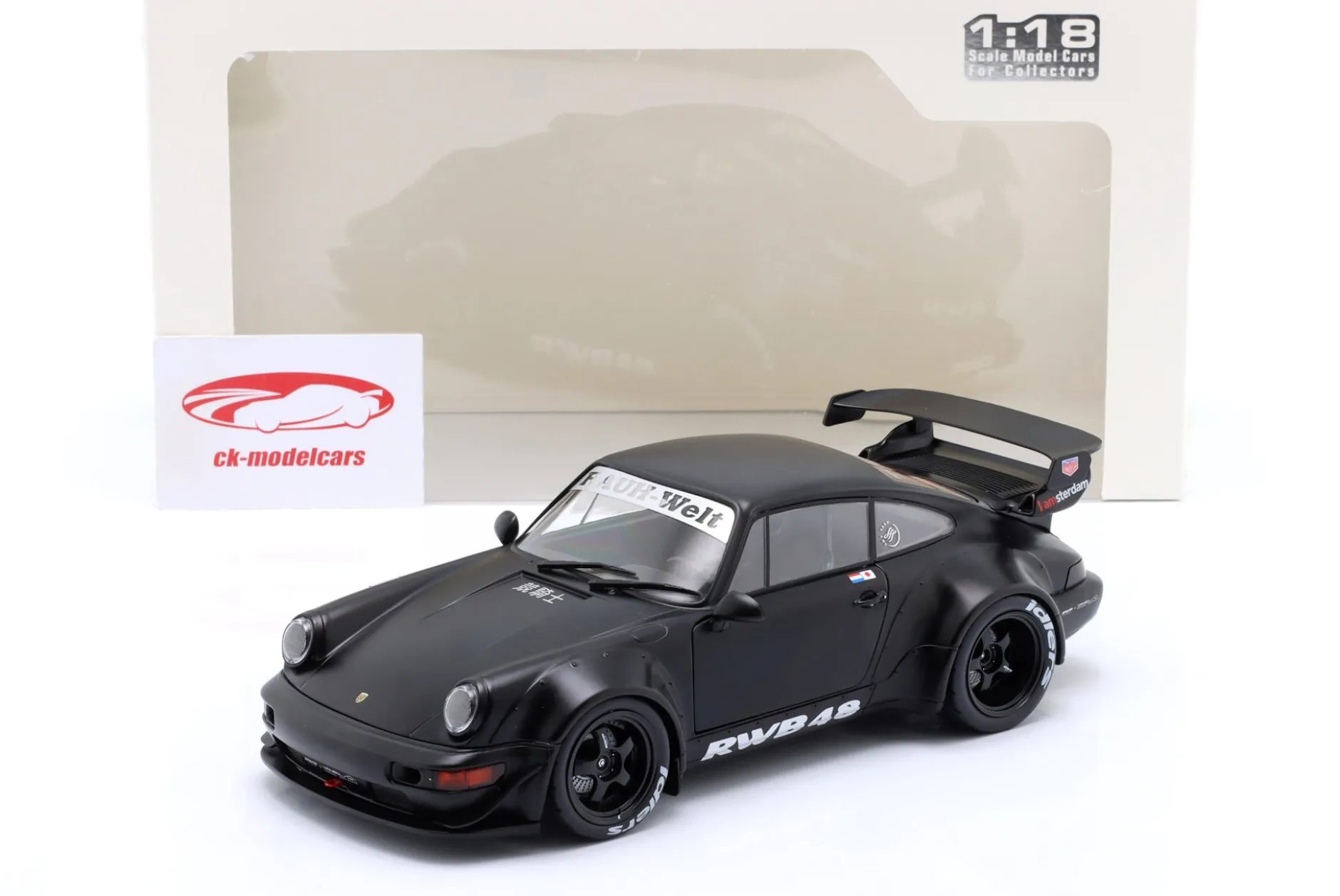 Porsche 911 (964) RWB Rauh-Welt Darth Vader 2016 mattschwarz 1:18 Solido