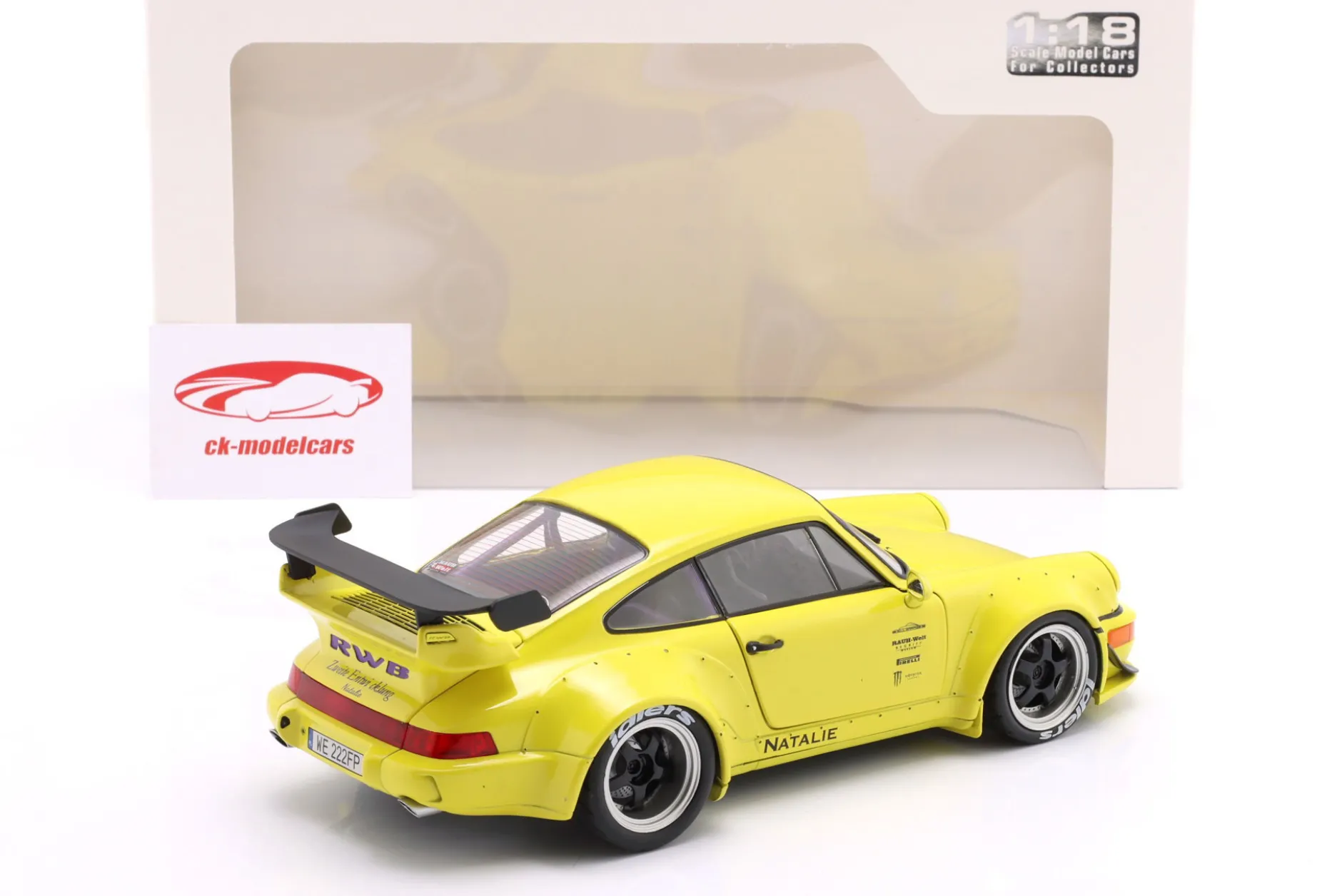 Porsche 911 (964) RWB Rauh-Welt Natalie 2023 gelb 1:18 Solido