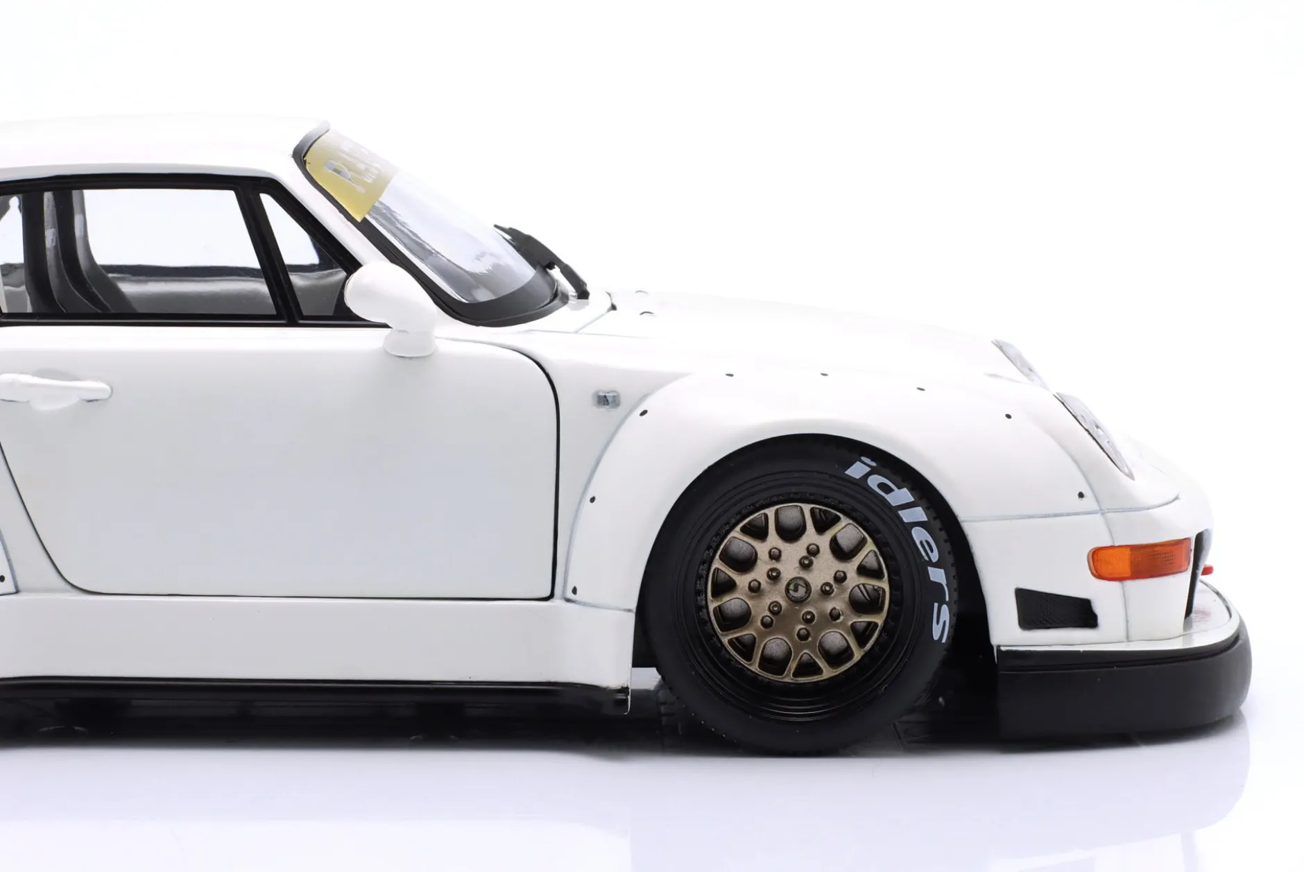 Porsche 911 (993) RWB Rauh-Welt Osechi G2.2 Sidney Hoffmann 1:18 WERK83