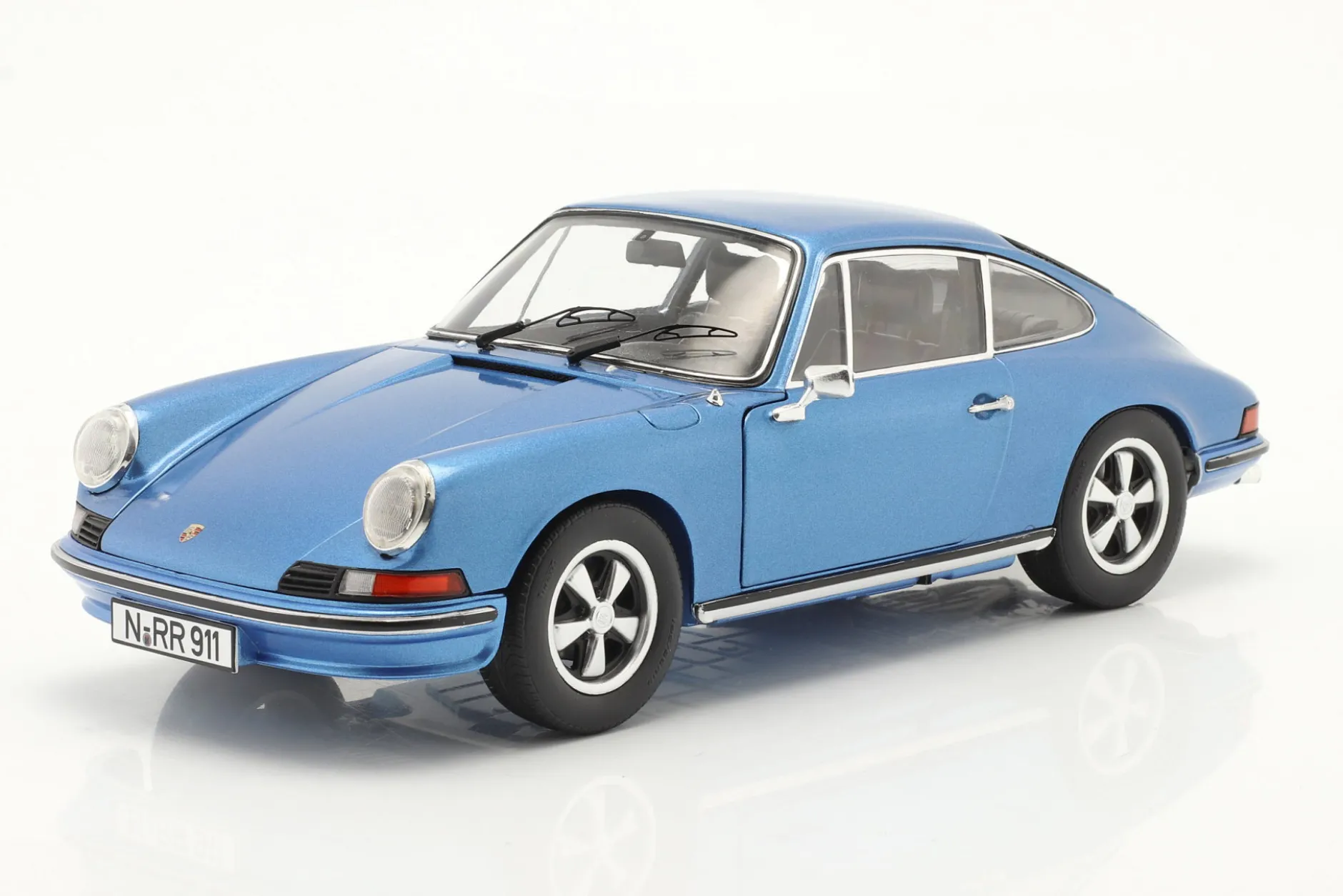Porsche 911 S Coupe Baujahr 1973 blau metallic 1:18 Schuco