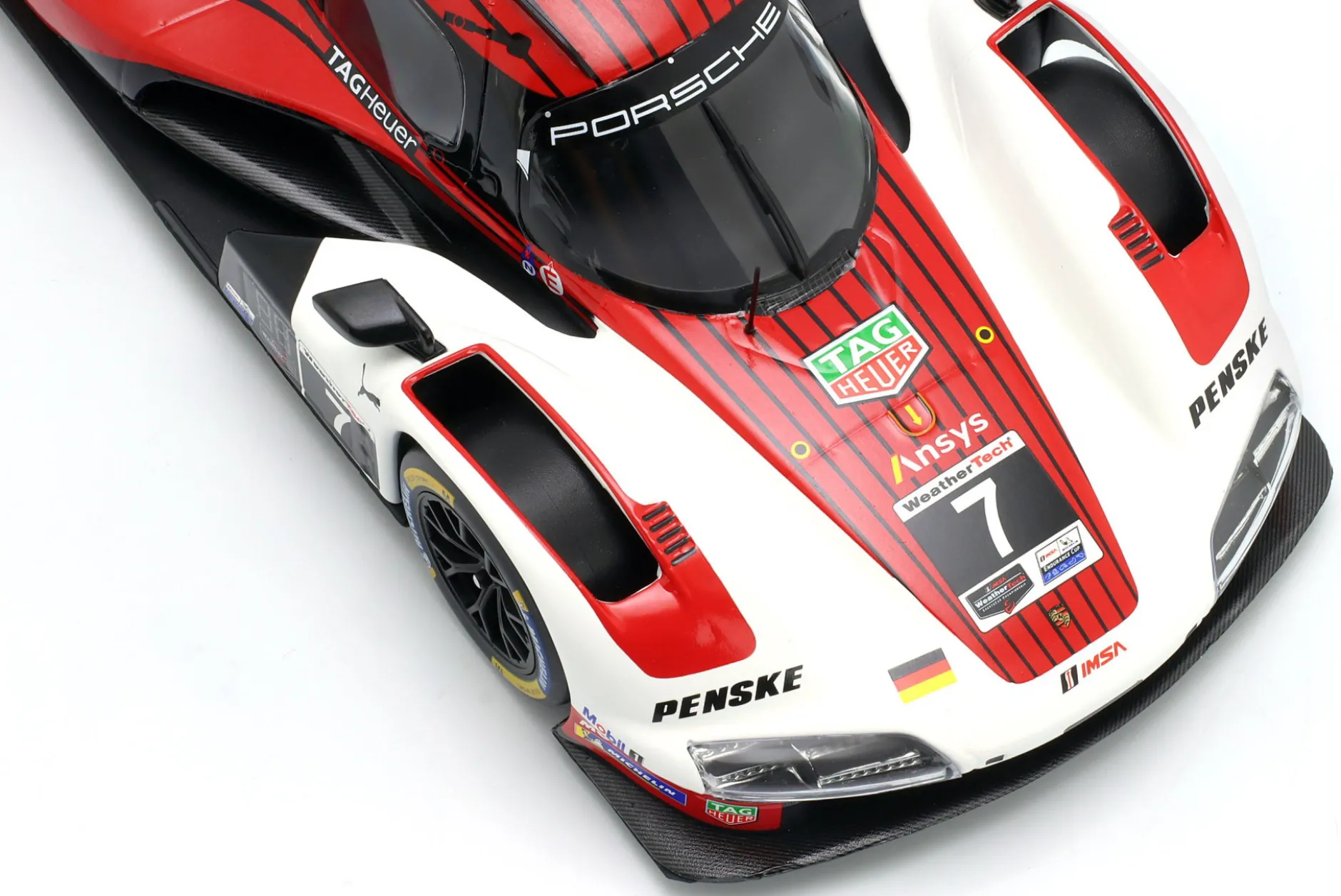 Porsche 963 #7 Sieger 12h Sebring 2025 Porsche Penske Motorsport 1:18 Ixo