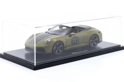 Porsche 911 (992.2) Spirit 70 Baujahr 2025 olive neo 1:18 Spark