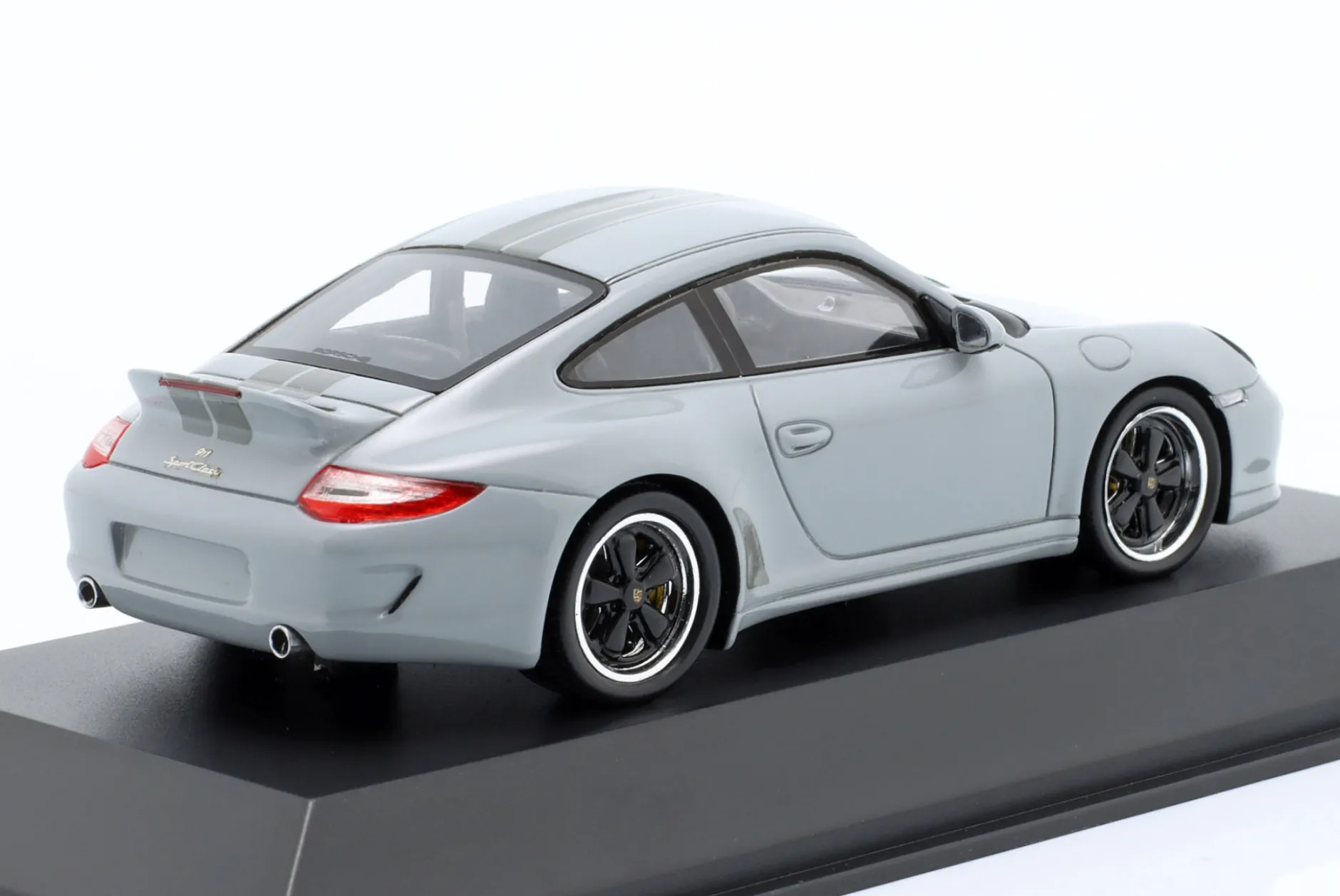 Porsche 911 (997) Sport Classic grau 1:43 Spark
