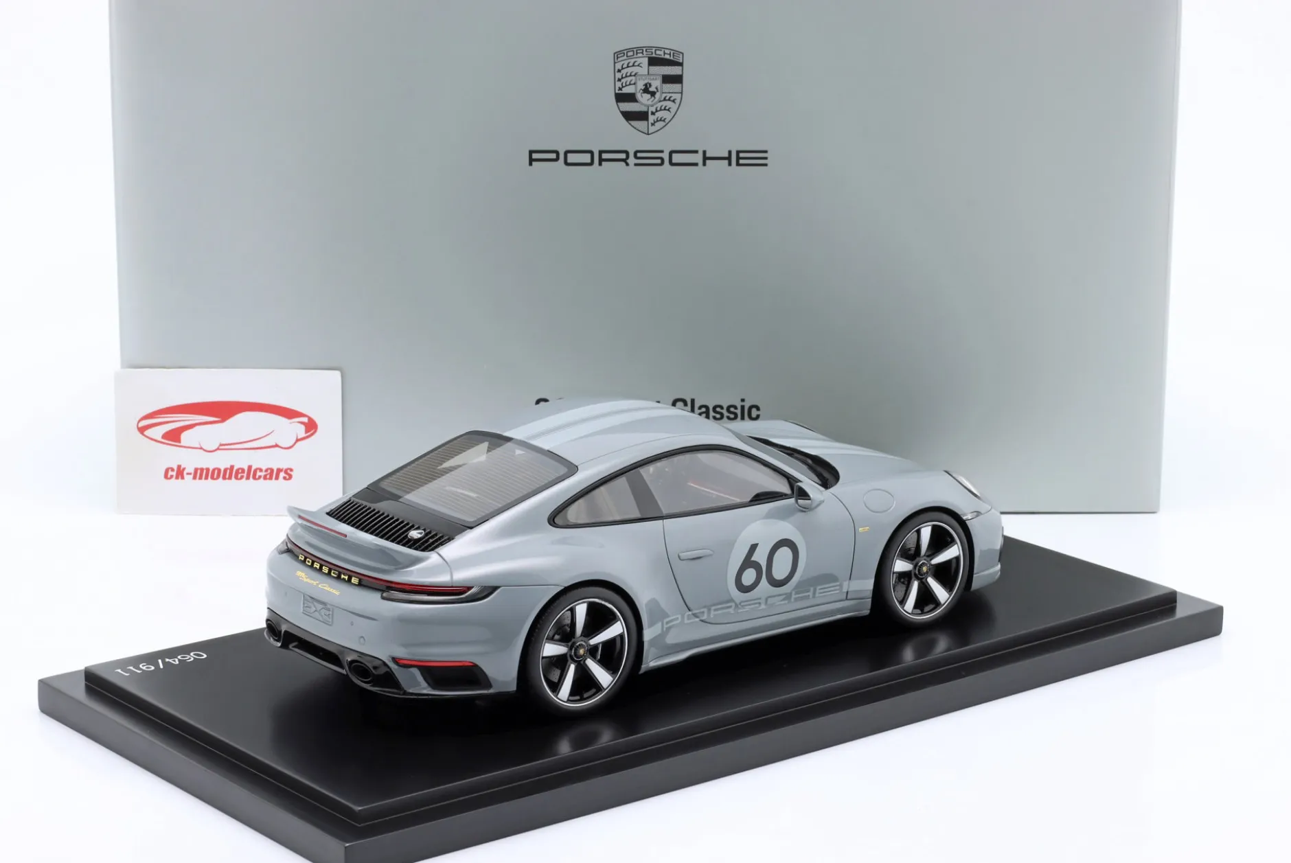 Porsche 911 (992) Sport Classic #60 sportgrau metallic 1:18 Spark