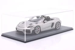 Porsche Spyder RS Baujahr 2023 GT silber 1:18 Schuco