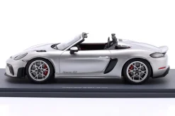 Porsche Spyder RS Baujahr 2023 GT silber 1:18 Schuco