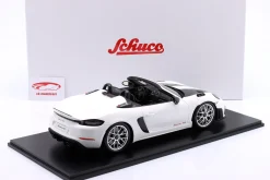 Porsche 718 Spyder RS Baujahr 2023 weiß 1:12 Schuco