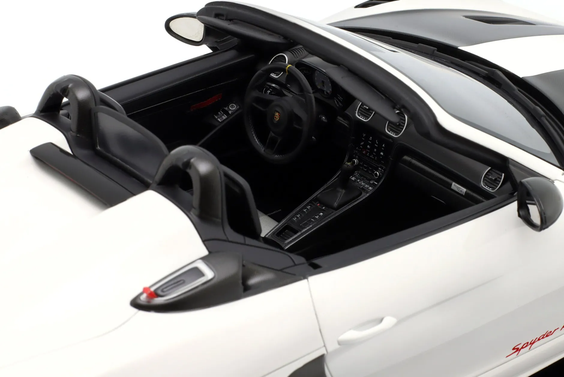 Porsche 718 Spyder RS Baujahr 2023 weiß 1:12 Schuco