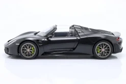 Porsche 918 Spyder Weissach Package 2013 schwarz metallic 1:12 AUTOart