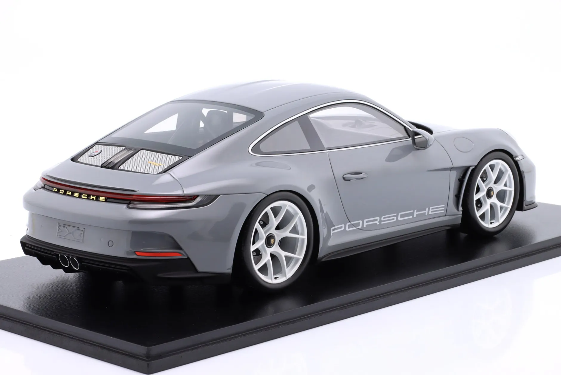 Porsche 911 (992) S/T Coupe Heritage Design Package 2024 nardograu 1:12 Schuco