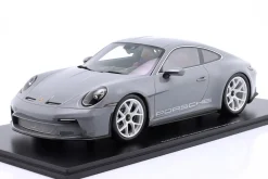 Porsche 911 (992) S/T Coupe Heritage Design Package 2024 nardograu 1:12 Schuco