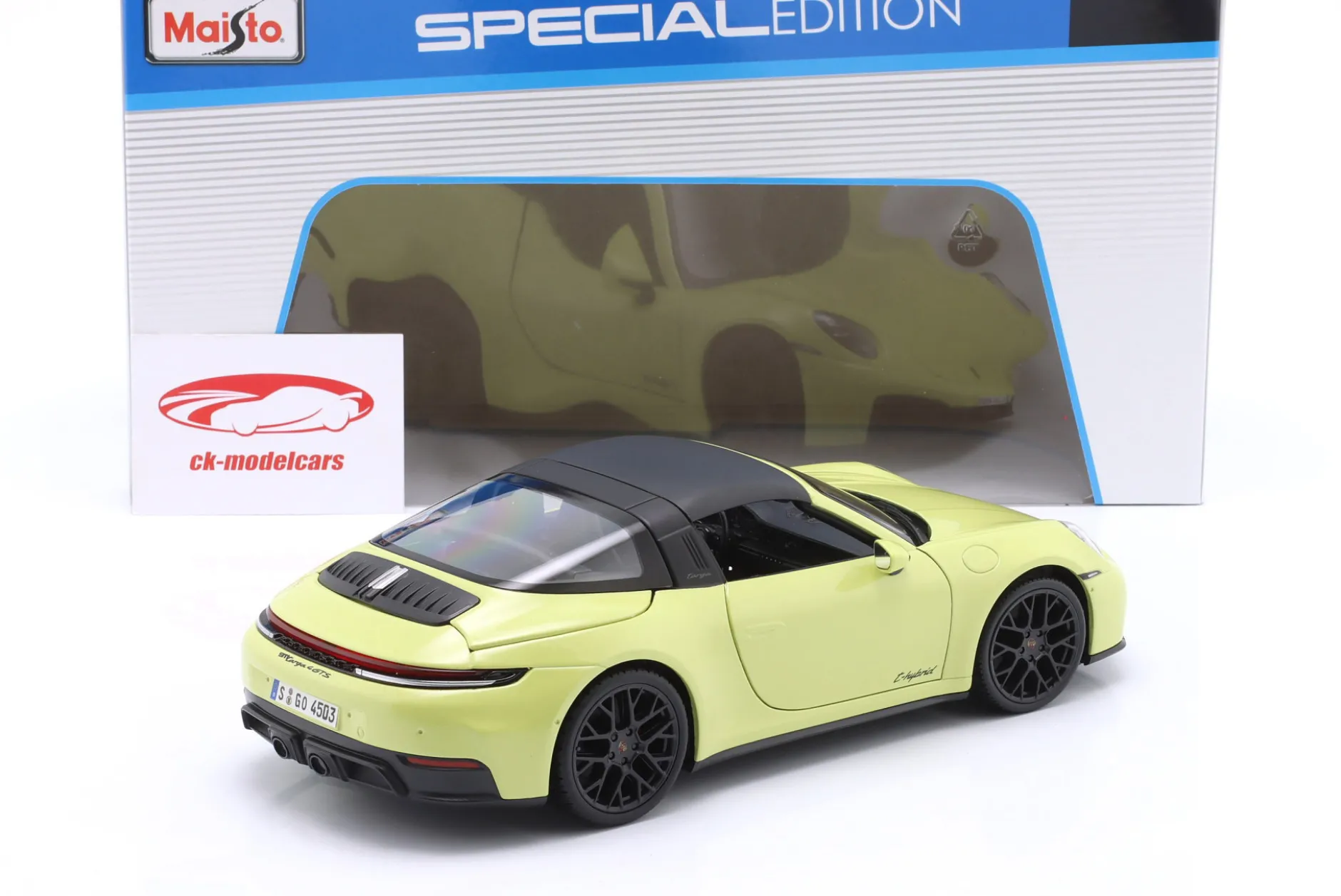 Porsche 911 (992.2) Targa 4 GTS Hybrid Baujahr 2025 gelb 1:18 Maisto
