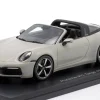 Porsche 911 (992) Targa 4S Baujahr 2021 grau 1:43 Spark