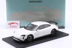 Porsche Taycan Turbo GT Baujahr 2024 weiß 1:18 Minichamps
