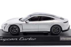 Porsche Taycan Turbo (J1 PA) eisgrau metallic 1:43 Norev