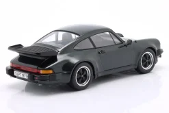 Porsche 911 (930) Turbo 3.3 Coupe Baujahr 1977 dunkelgrün metallic 1:18 KK-Scale