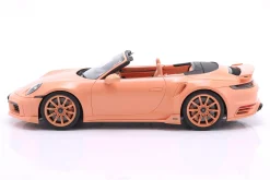 Porsche 911 Turbo S Brabus 900 Baujahr 2015 peetch 1:18 GT-Spirit