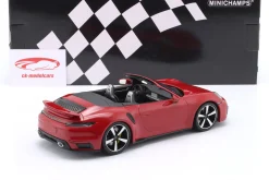 Porsche 911 (992) Turbo S Cabriolet Baujahr 2020 rot 1:18 Minichamps