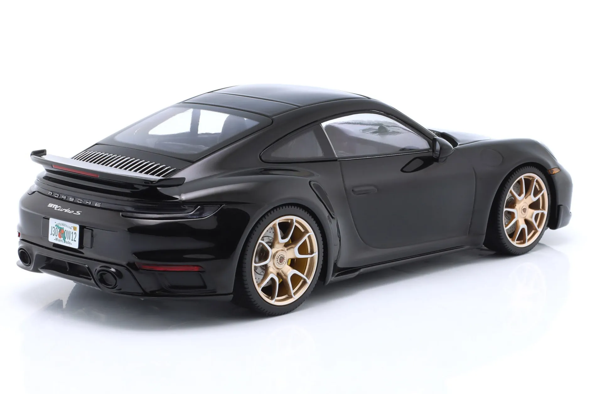 Porsche 911 (992) Turbo S Coupe Movie Bad Boys 2024 schwarz 1:18 Minichamps