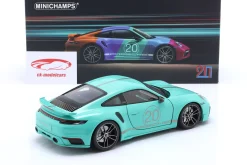 Porsche 911 (992) Turbo S Coupe Sport Design 2021 mintgrün 1:18 Minichamps
