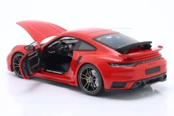 Porsche 911 (992) Turbo S Coupe Sport Design 2021 indischrot 1:18 Minichamps