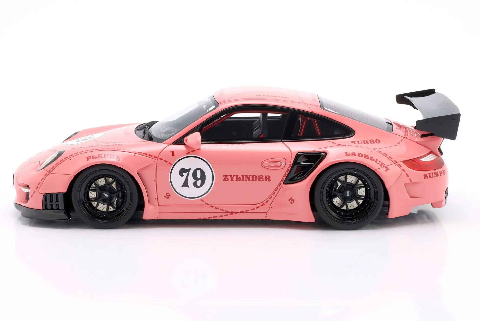 Porsche 911 (997) Turbo S LBWK Sidney Hoffmann "Die Sau" #79 pink 1:18 WERK83
