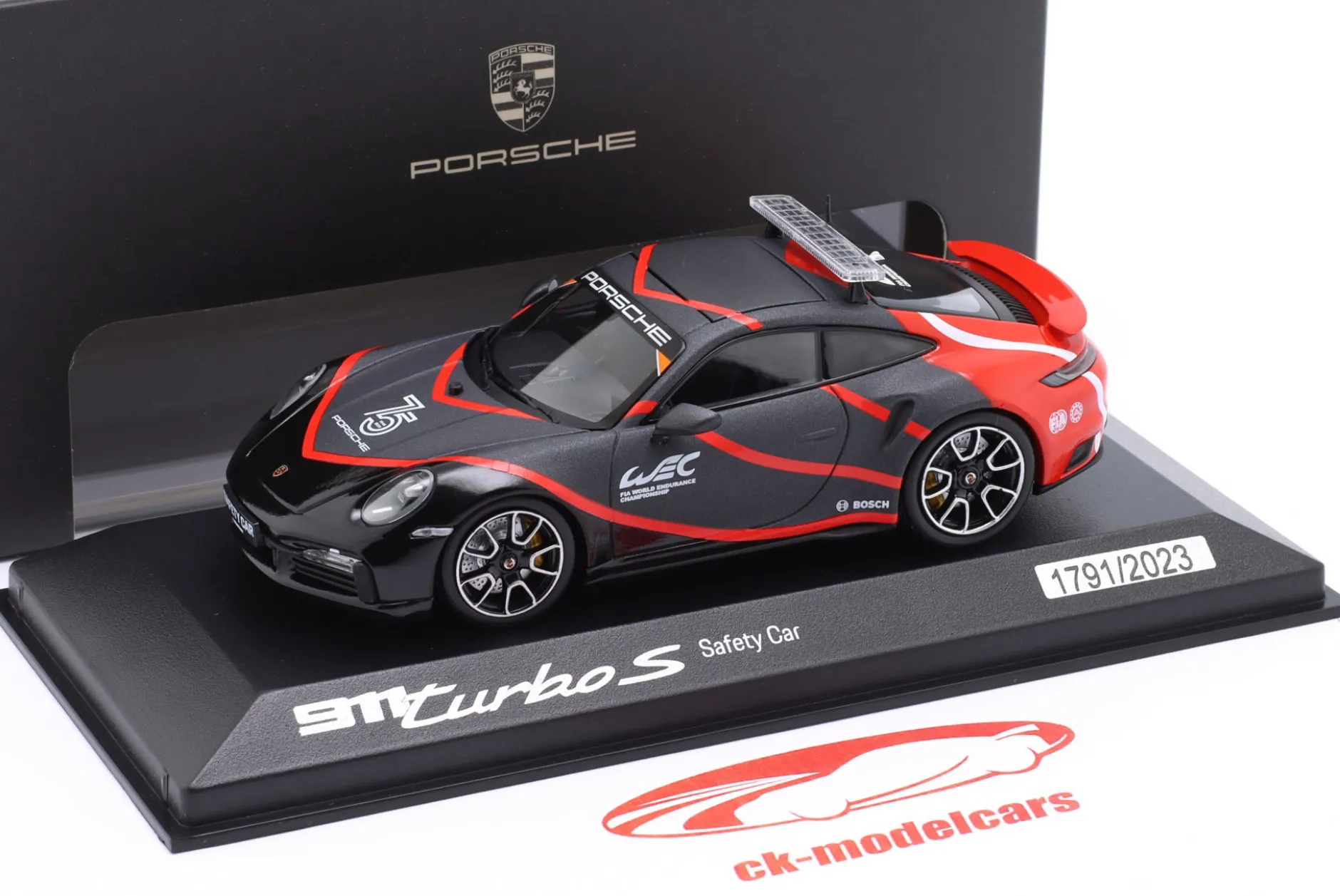 Porsche 911 (992) Turbo S Safety Car WEC 2023 1:43 Minichamps